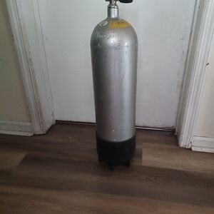 Silver Diving Cylinder